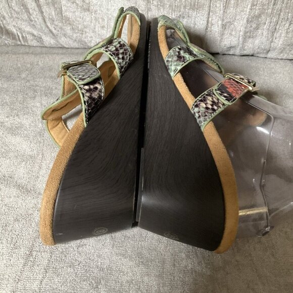 Vionic Sandals Women’s Size 8 Multi Color Snakeskin print Wedge  Strappy EUC - Picture 6 of 14